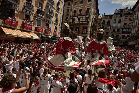 San Fermin's Comparsa Parade dance the last dance before saying good bye | AP