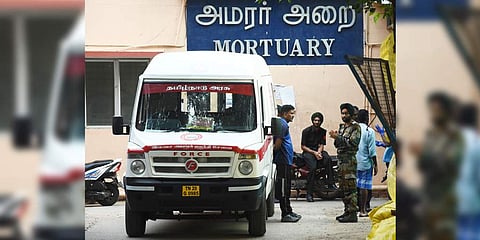 Army officials waiting outside Rajiv Gandhi Government General Hospital mortuary on 27 August, 2019. (Photo | Ashwin Prasath, EPS)