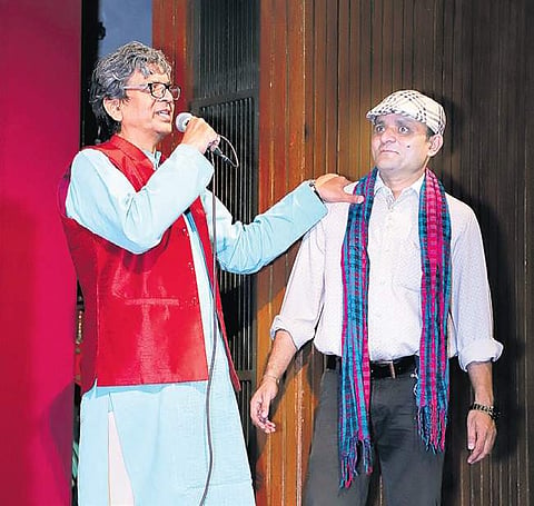 Laxmi Shankar Bajpai with Shakeel Ahmed
