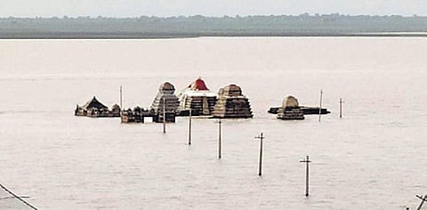 Sangameswara temple on the verge of submersion in Krishna water | Express