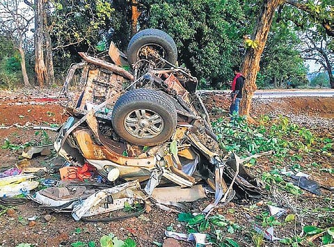 Mandavi and four jawans, including a driver were killed, when Maoists detonated a 50kg explosive device at Kuakonda, Chhattisgarh (File Photo | PTI)