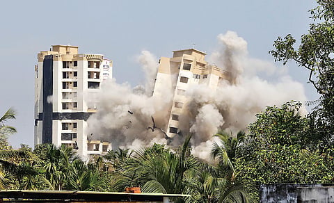 Demolition of Alfa Serene at Maradu | Arun Angela