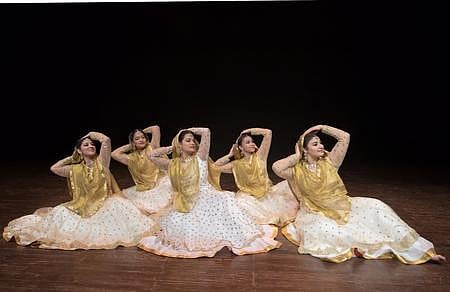 A traditional Kathak dance performance by young students of Aamad Dance Centre| Express