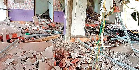 Delhi Fire Chief said that about 12.45 pm, the fire station at Jahangirpuri received a call about a collapse. (File Photo | EPS)