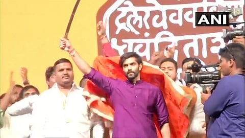 Thackeray scion Amit