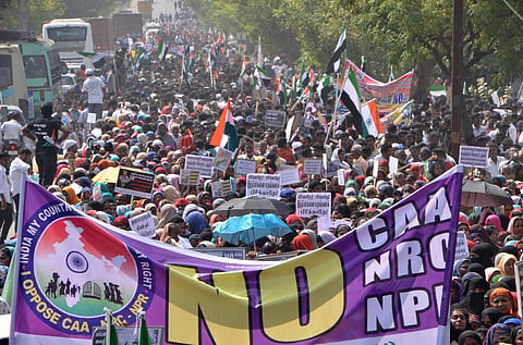 Thousands of Muslims taking out a rally against CAA at South bypass road in Tirunelveli. (Photo | EPS/V.KARTHIKALAGU)