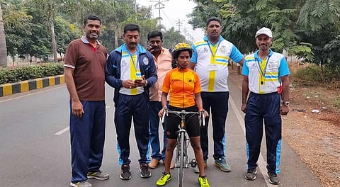 Tiruchy school girl wins medal at national-level cycling competition
