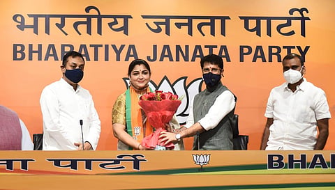Actor-turned politician Khushbu join BJP in the presence of Tamil Nadu state BJP President L Murugan and BJP National Gen Sec CT Ravi at BJP headquarters in New Delhi. (Photo | Parveen Negi, EPS)