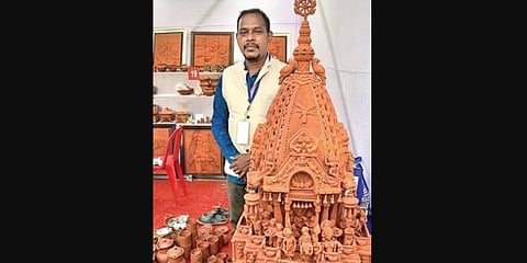 Artist Saroj Kumar Rout
