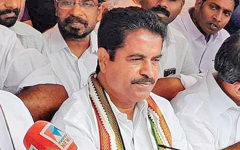 Adoor Prakash lashes out at Congress group managers