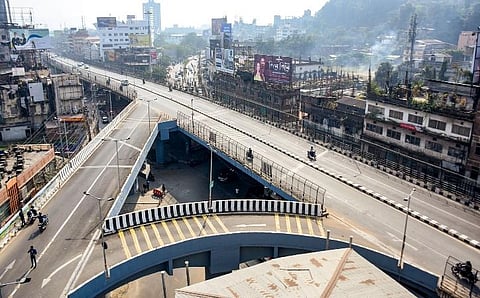 Ganeshguri flyover wears a deserted look during a nationwide strike called by farmers to press for repeal of the Centre's agri laws in Guwahati. (Photo | PTI)