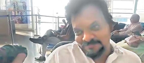 Postcard News founder Mahesh Vikram Hegde in the video.