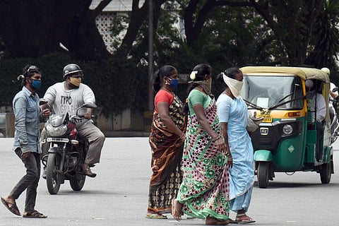 People with mask in Bengaluru. (Photo | Nagaraja Gadekal/EPS)
