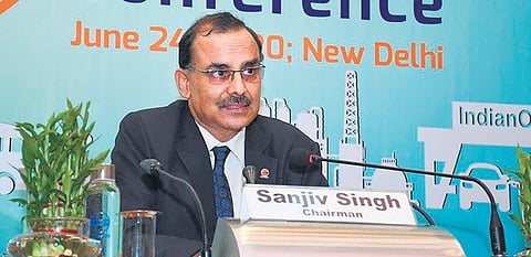 Indian Oil posts mammoth loss as crude prices plunge