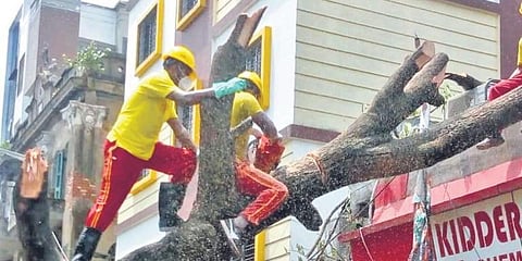 he Odisha Fire Service personnel combated the devastation and helped the Bengal government complete the restoration process in just 13 days.