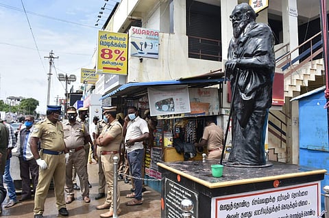 Locals found the statue painted unevenly with saffron colour in the morning. It was later discovered that the miscreants had poured the paint the previous night. (Photo | U Rakesh Kumar, EPS)