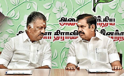 Tamil Nadu Depuy CM O Pannerselvam and CM Edappadi K Palaniswami. (File Photo | P Jawahar, EPS)