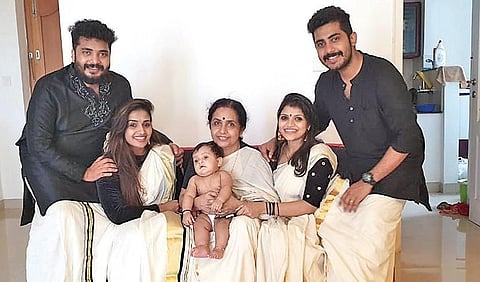 Anu Mohan with family