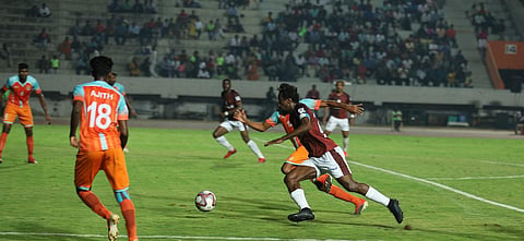 Player vye for the ball during an I-league football match. (Photo | I-League Twitter)