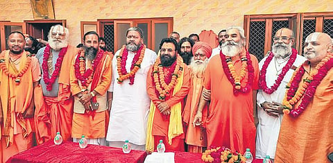 The Parishad had elevated Mahant Ravindra Puri as its president on Thursday | FILE