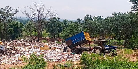 Waste being dumped at Somayampalayam panchayat. (Photo| EPS)