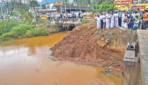 Chief Minister Stalin visiting flood-affected areas near Therakalputhoor pond in Kanniyakumari on Monday | Express