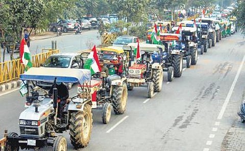 Punjab farmer unions leaders were divided over contesting the upcoming elections by forming their own party or joining some political party.
