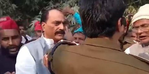 Sakaldiha MLA Prabhu Narayan Singh Yadav hit Circle Officer CO Aniruddh Singh with his head when the police were trying to control the protesters. (Photo | Twitter)