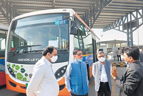 APSRTC Vice-Chairman & Managing Director RP Thakur interacting with GSRTC officials in Gujarat on Tuesday. (Photo | EPS)