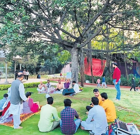 Catch soothing morning ragas