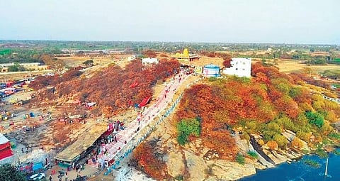 Lingamathula Swamy temple on the Peddagattu hillock at Durajpally village