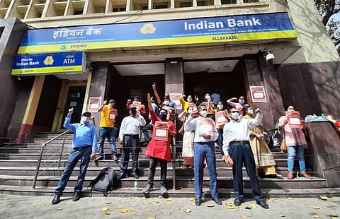 Allahabad bank employees raised slogans in support of their two-day nationwide strike in New Delhi on Monday. (Photo | Shekhar Yadav/EPS)