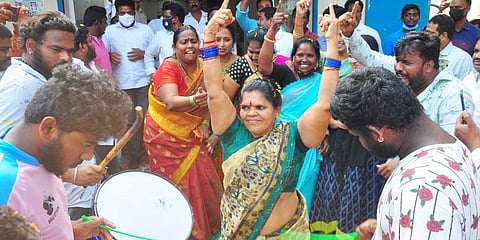 YSRCP activists celebrates the party victory in the Municipal corporation elections at party office in Visakhapatnam. (Photo | G Satyanarayana, EPS)