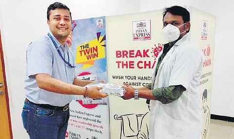 The New Indian Express, Chennai, in association with the Corporation of Chennai, Ambattur zone, held a vaccination camp on Thursday, inoculating 121 staff members above 45 years. Dr Bharath, Chennai