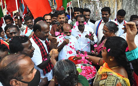 DMK MLA Ma Subramanian during the campaigns in Saidapet constituency. (Photo | Ashwin Prasath, EPS)