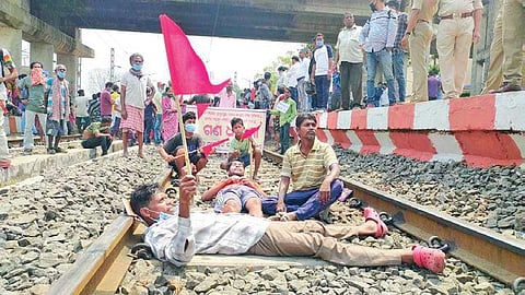 Agitators staging rail roko at Sambalpur Road railway station | Express