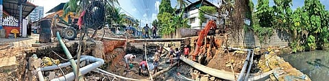 Corporation workers reconstructing a culvert in Thevara-Perandoor canal in Elamakkara | Albin Mathew