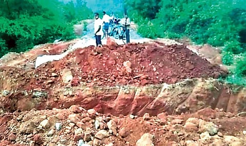 A trenche at Aalti village of Kotturu mandal along the AOB
