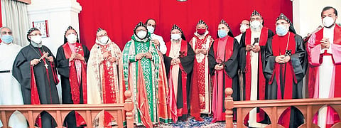 Dr Theodosius Mar Thoma Metropolitan leading the holy mass as part of the installation of two suffragan metropolitans of Mar Thoma Church at Tiruvalla