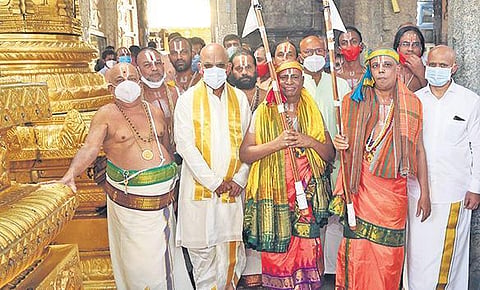 Seers begin Chaturmasya Deeksha