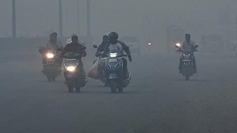 According to a report, over 1.08 lakh vehicles were issued PUC certificates despite emitting toxic levels of carbon monoxide (CO) and hydrocarbons (HC) beyond permissible limits.