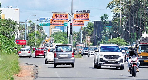 Vehicles are passing through the busy NH66 stretch near Edappally Junction | A Sanesh