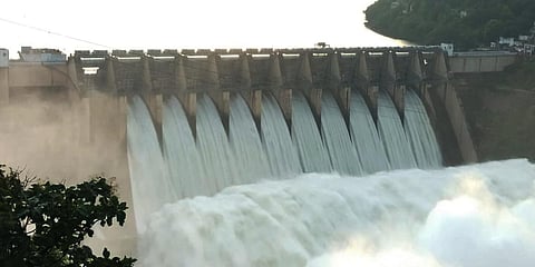 The inflows to Srisailam was recorded at 5,31,774 cusecs and the outflows was recorded at 5,58,178 cusecs.The inflows to Srisailam was recorded at 5,31,774 cusecs. (Representational Photo | EPS)