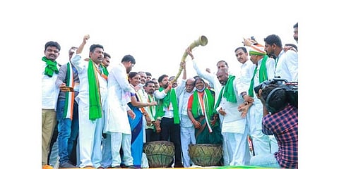 Congress asks SCs, tribals to end the rule of Dora