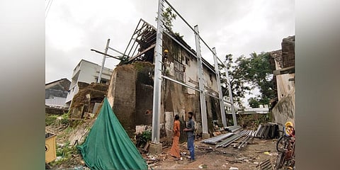 Workers erecting a temporary roof for the Kadavumbhagam Synagogue at Mattancherry on Friday | A Sanesh