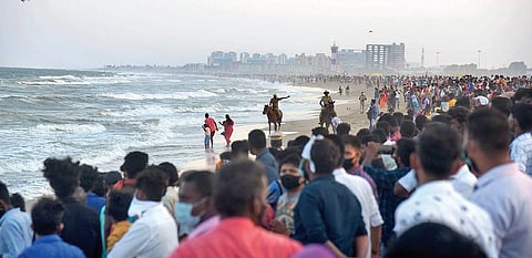 Crowd thronging Marina Beach after it reopened | Martin Louis