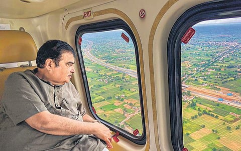 Minister Nitin Gadkari during aerial inspection of Delhi-Mumbai Expressway. (Photo | Twitter)