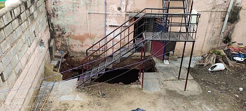 Sinkhole appears during tunnelling for Bengaluru Metro; family evacuated, chicken shop closed