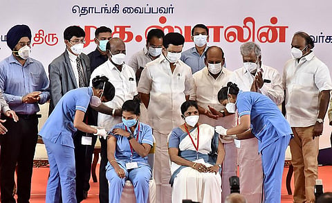 Booster doses being administered to frontline workers and senior citizens after launch of the drive by Chief Minister MK Stalin. (Photo | P Jawahar, EPS)