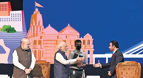 PM Narendra Modi shakes hand with Interpol president Ahmed Naser Al-Raisi in New Delhi on Tuesday. (Photo | Shekhar Yadav)